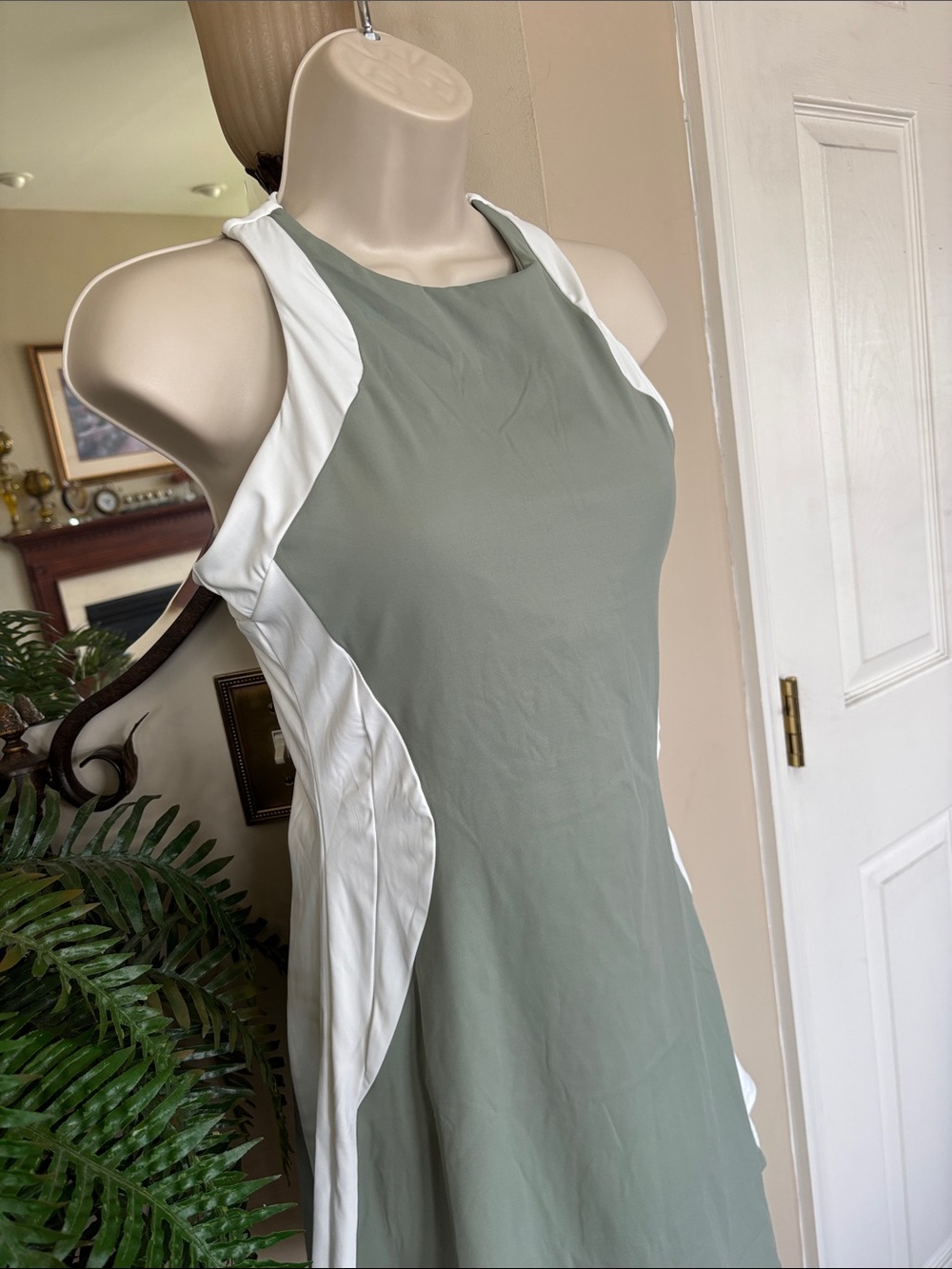 NWT Green & White Slimming Color Block Tennis Dress Built In Bra Racerback Golf - Picture 4 of 15